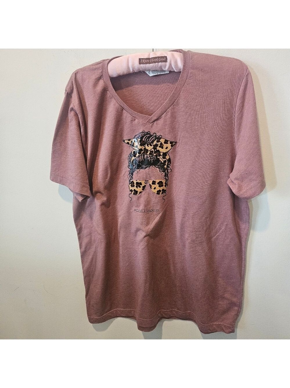 Bella + Canvas Women's Short Sleeved Graphic Tee #chillaxin, Size Large